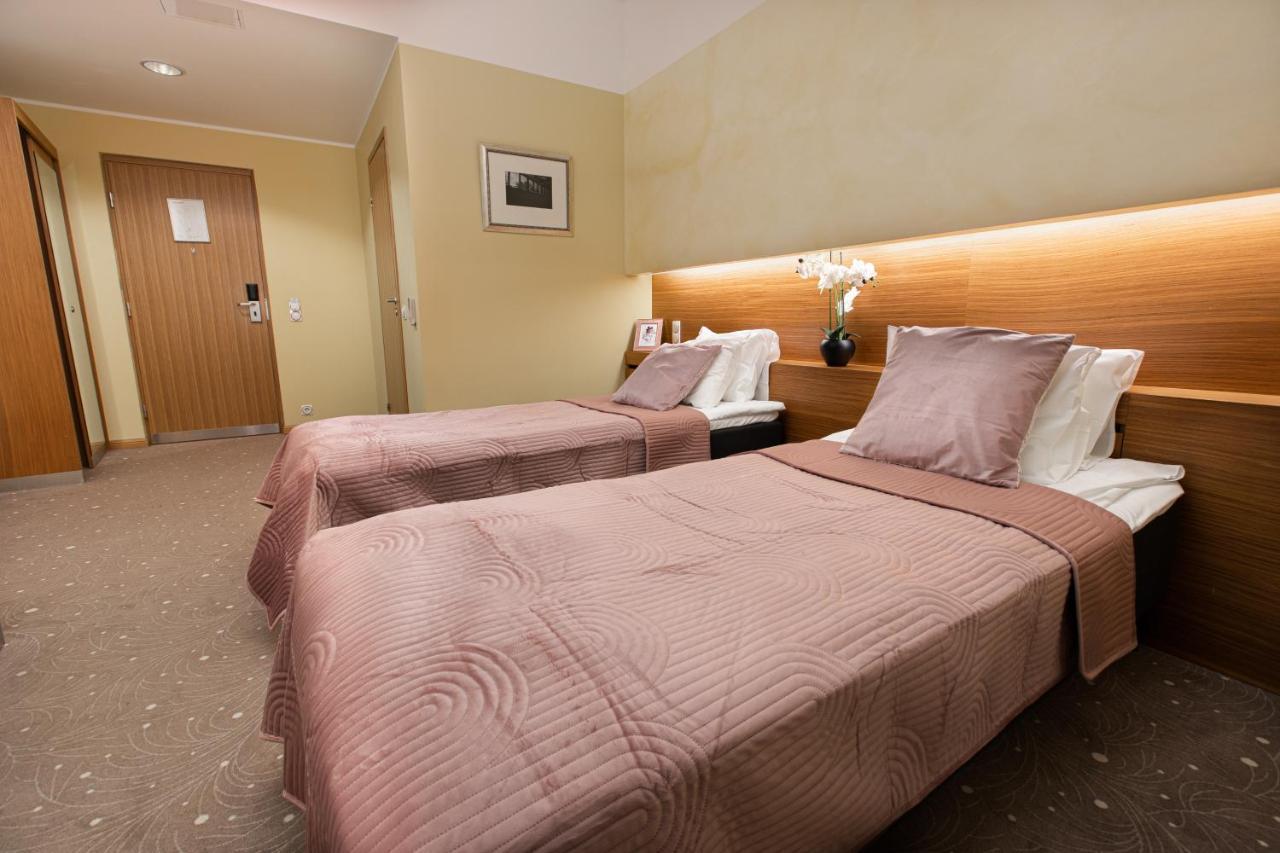 Bern Boutique By Rikas Hotels Tallinn Ngoại thất bức ảnh